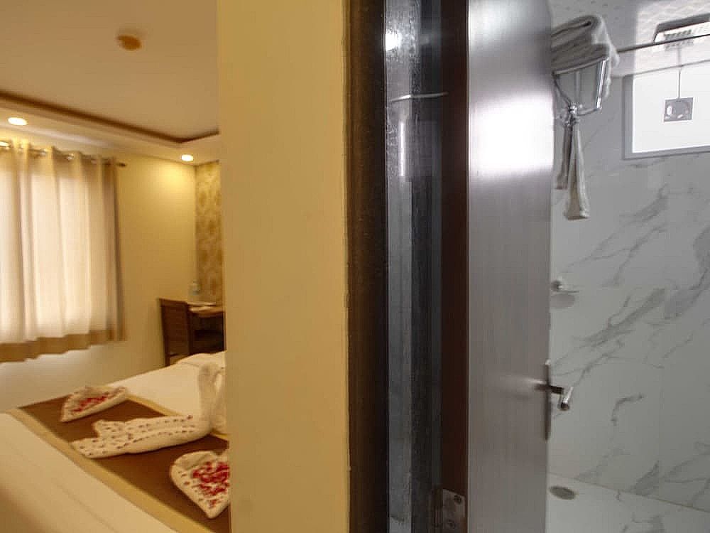 Jasoda Heritage Hotel Near Hawa Mahal Executive Room 8