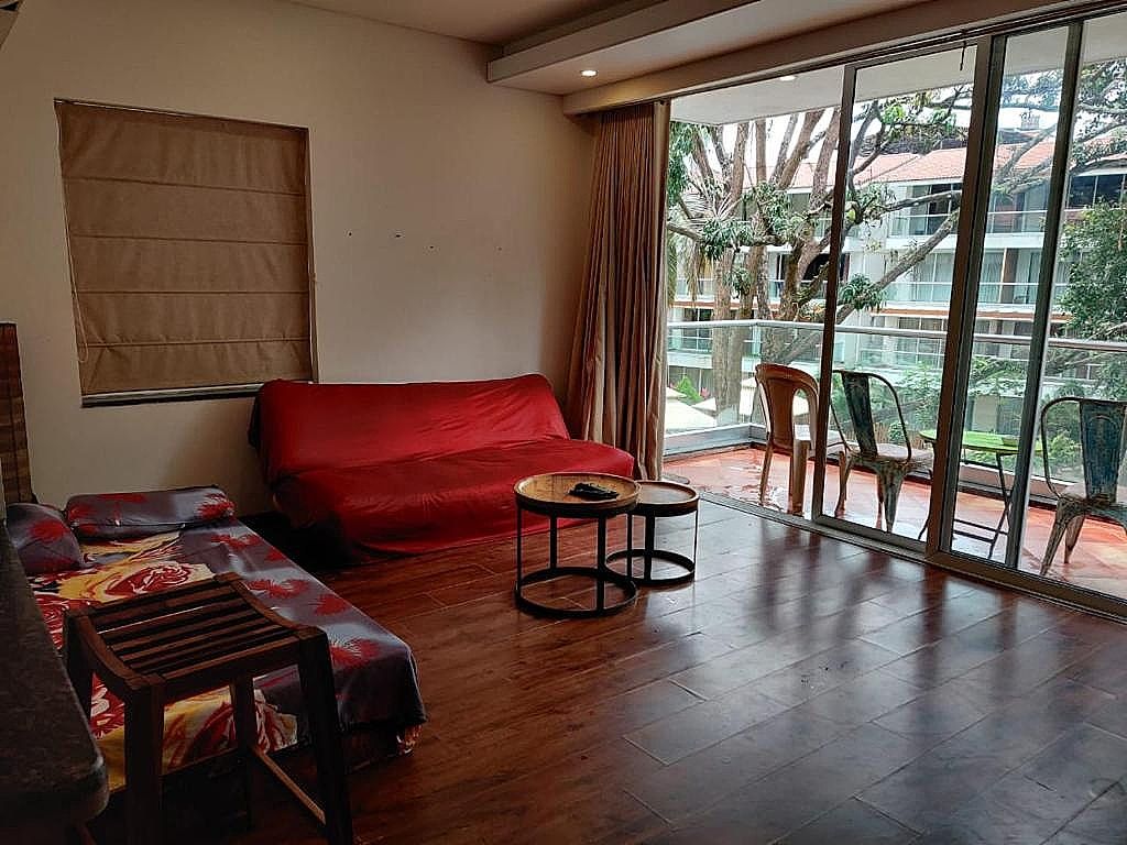 Aarju Luxurious Wave 1BHK Apartment with Pool View  12