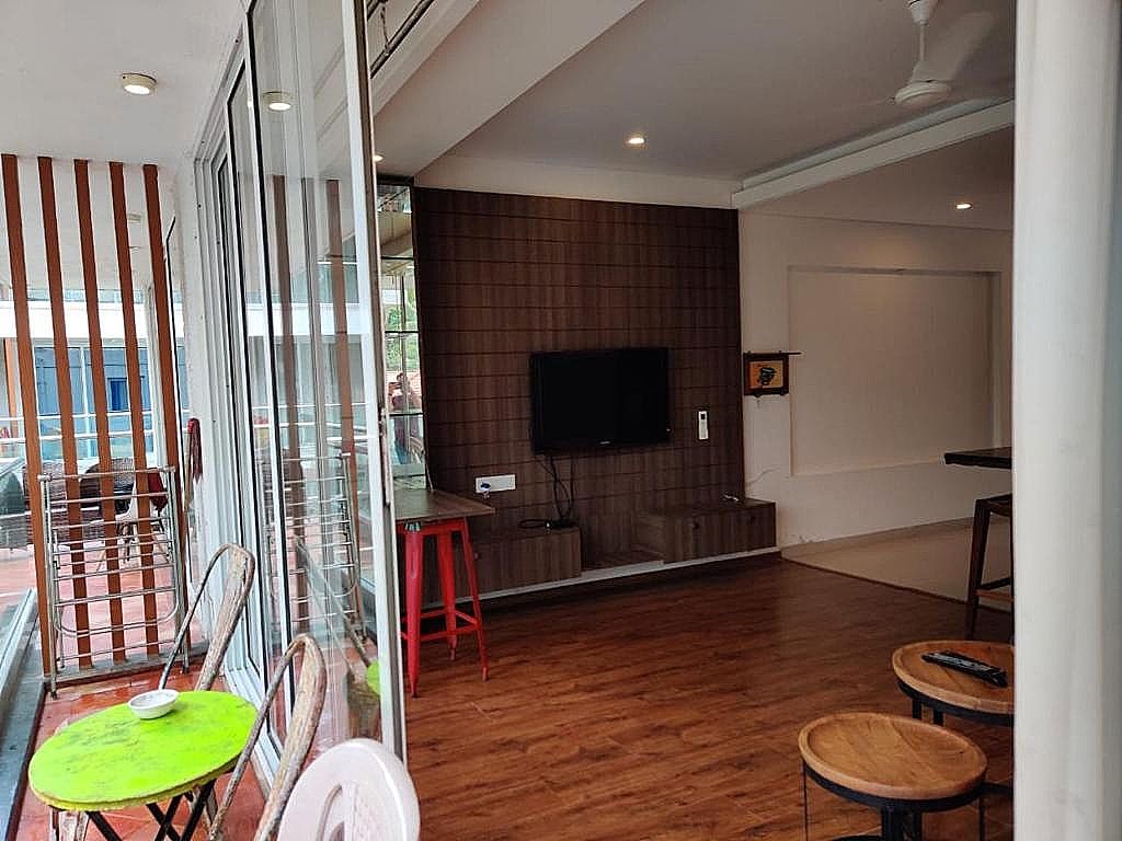 Aarju Luxurious Wave 1BHK Apartment with Pool View  15