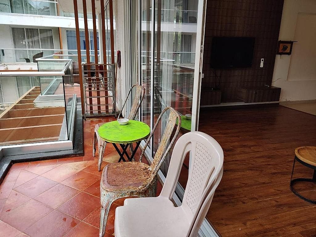 Aarju Luxurious Wave 1BHK Apartment with Pool View  21