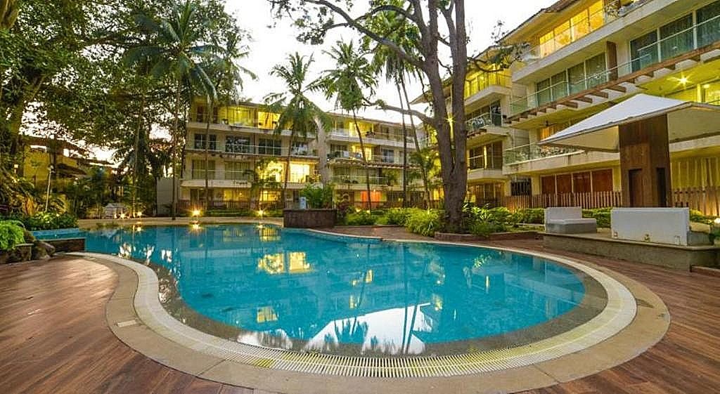 Aarju Luxurious Wave 1BHK Apartment with Pool View  24