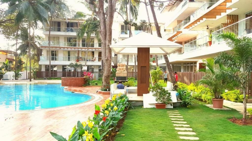 Aarju Luxurious Wave 1BHK Apartment with Pool View  26