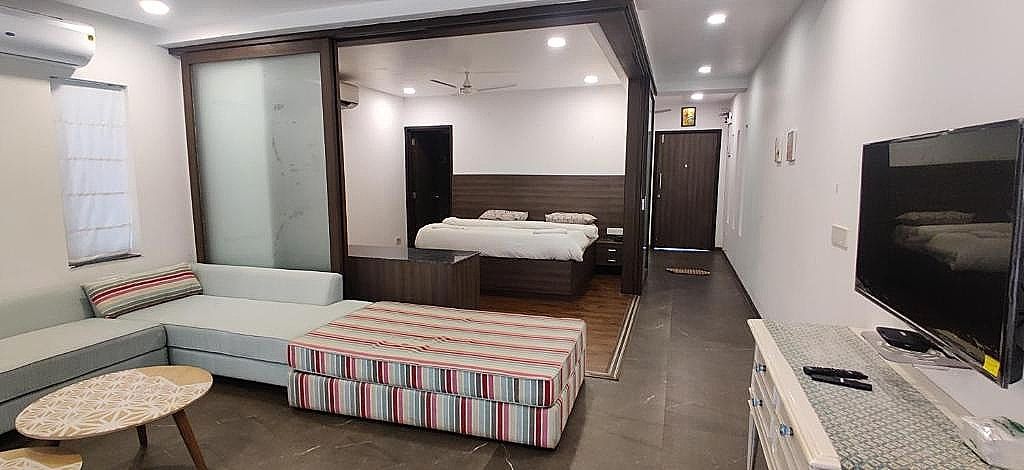 Aarju Luxurious Wave 1BHK Apartment with Pool View  33