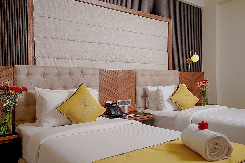 Lazdana Hotel Executive Twin Room 6