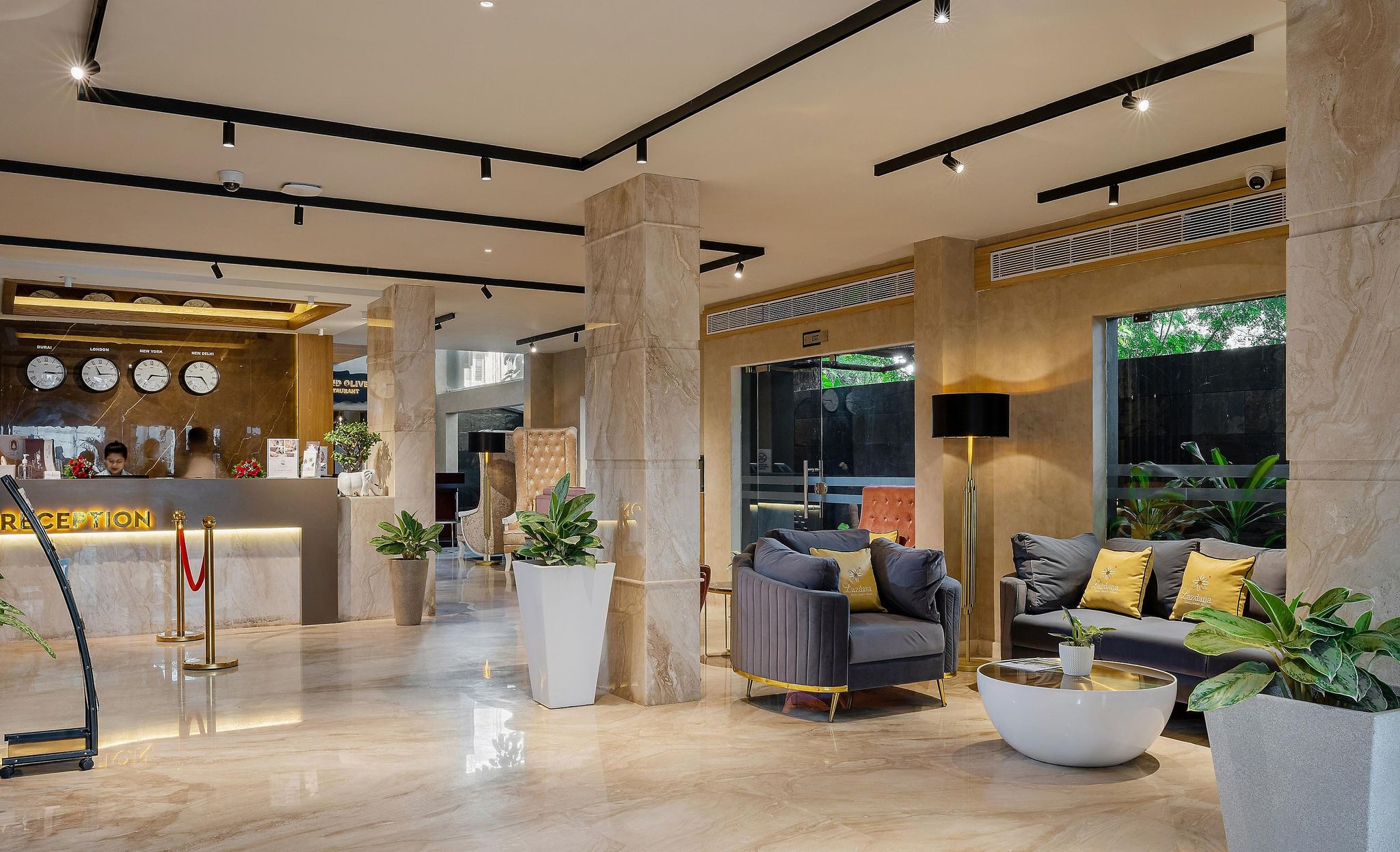 undefined Lazdana Hotel 4