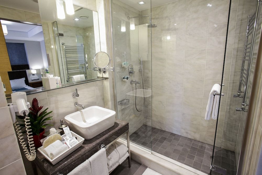 Housez Suites and Apartments - Special Class Business Suite 7