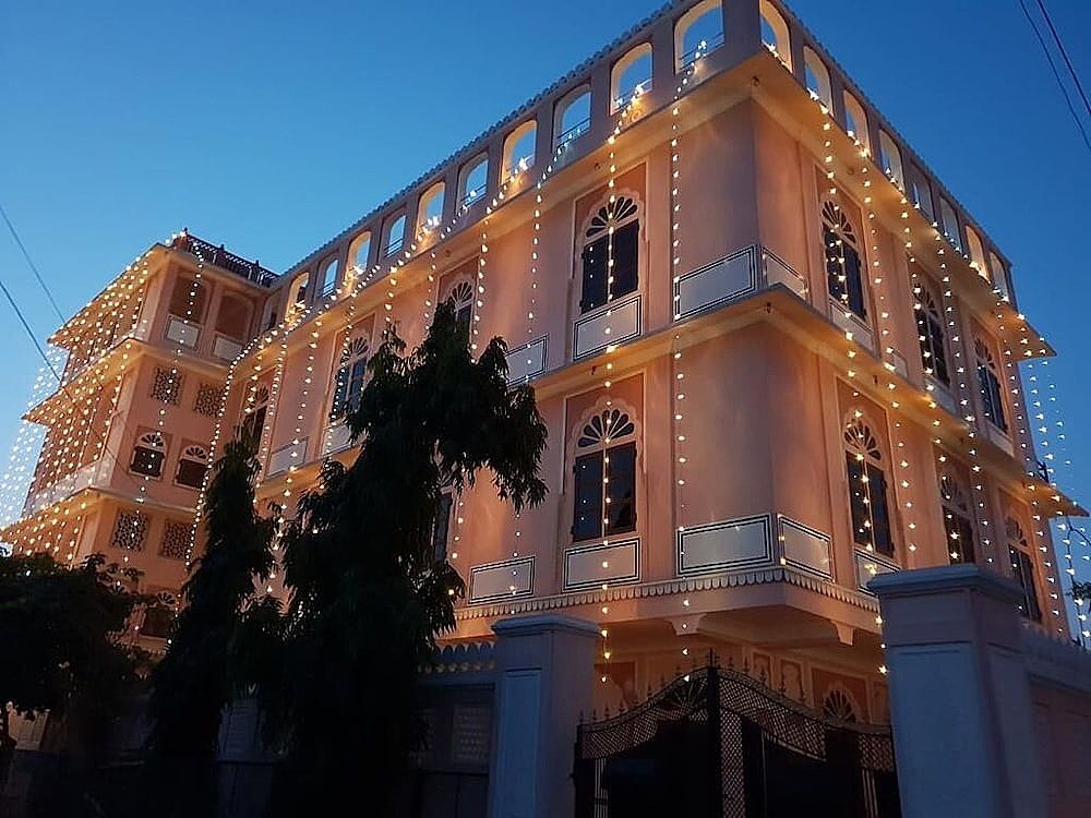 Front of property - evening/night