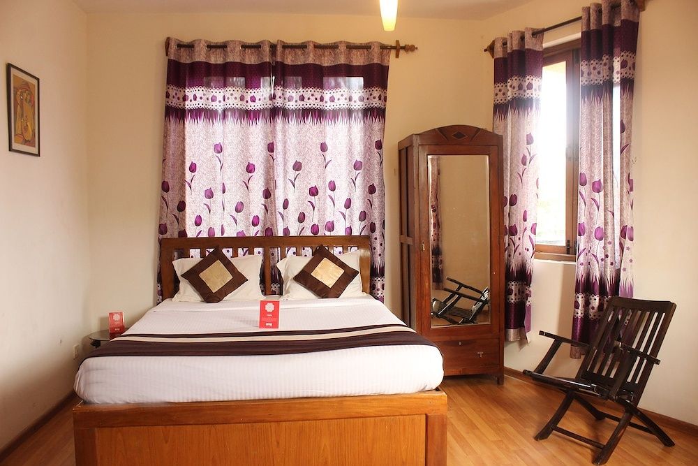 undefined OYO 7330 Bardays Inn