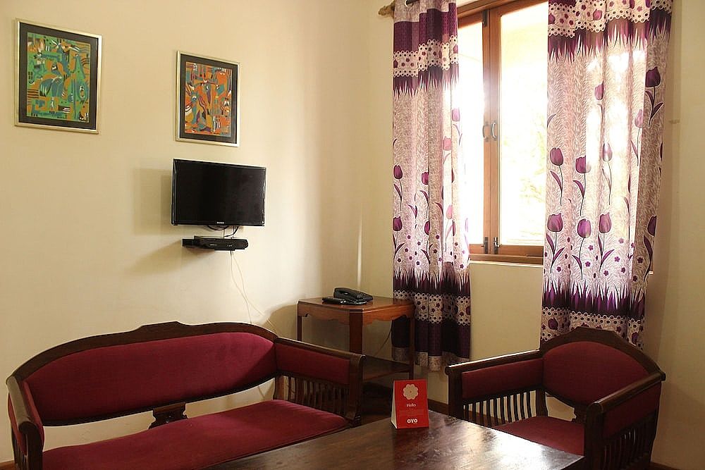 OYO 7330 Bardays Inn Standard Double or Twin Room, 1 Double Bed, Private Bathroom 14