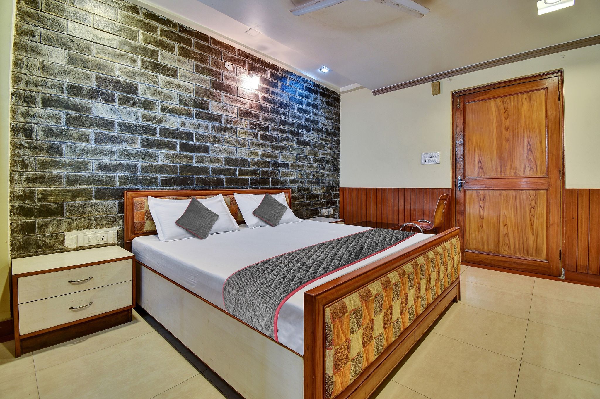 Hotel O Fly View Classic 8