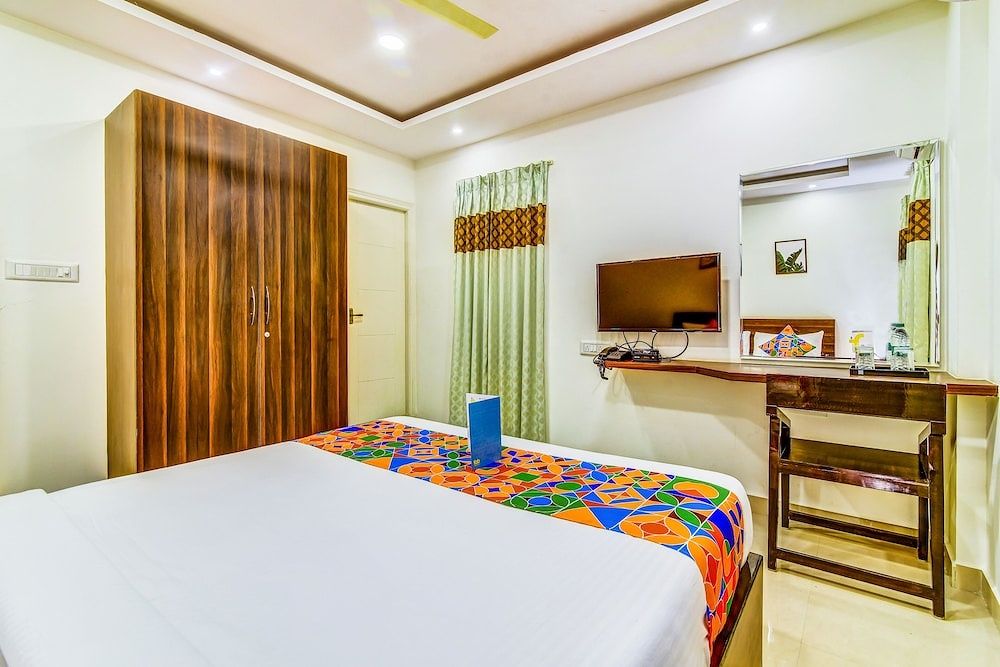 undefined FabHotel Hazel Suites 3