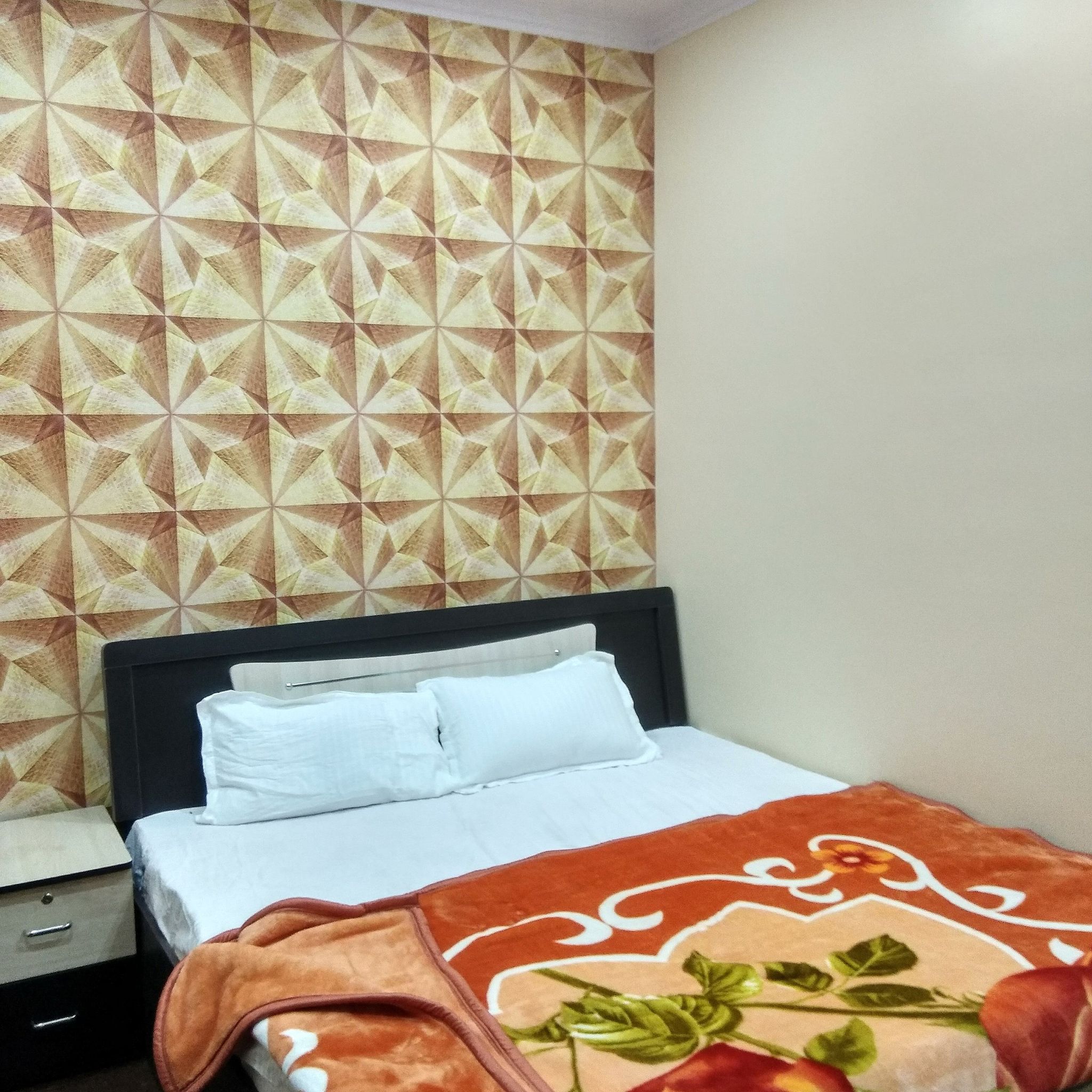 Hotel Zamarrud Palace Deluxe Room