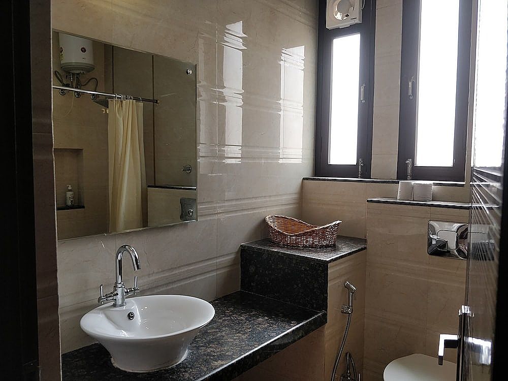 All Seasons Homestay Super Deluxe Double Room 38