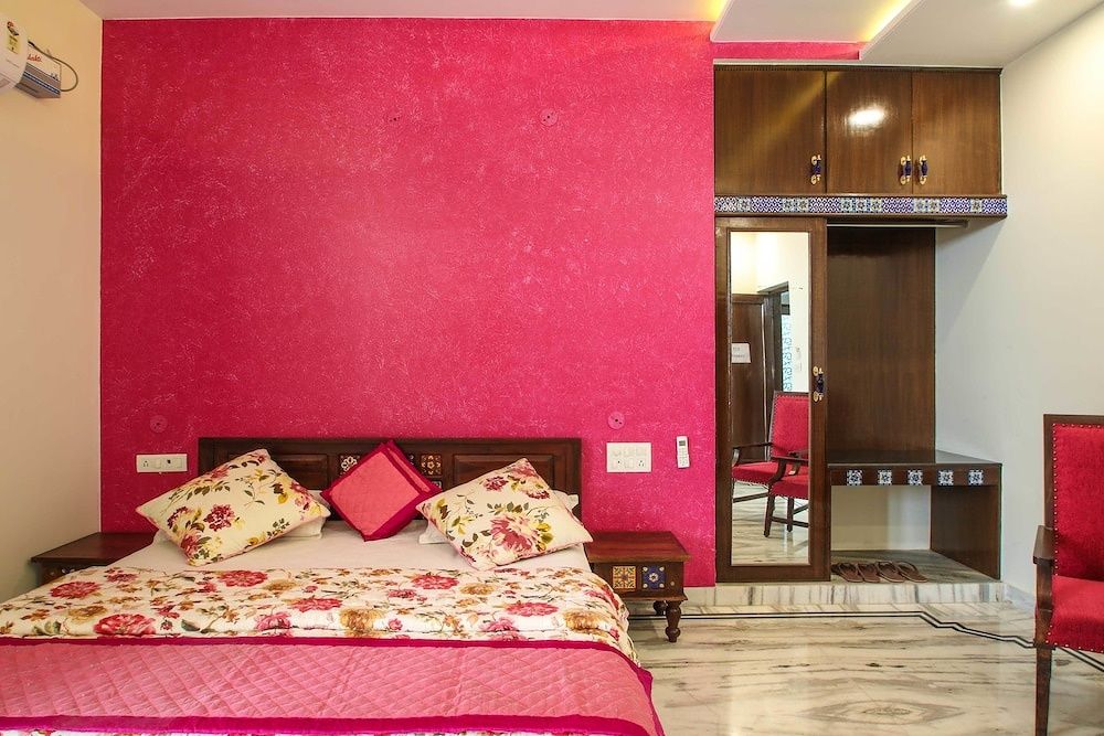 All Seasons Homestay Super Deluxe Double Room 22