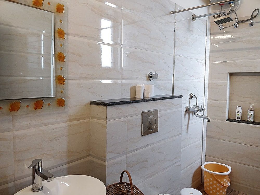 All Seasons Homestay Super Deluxe Double Room 41