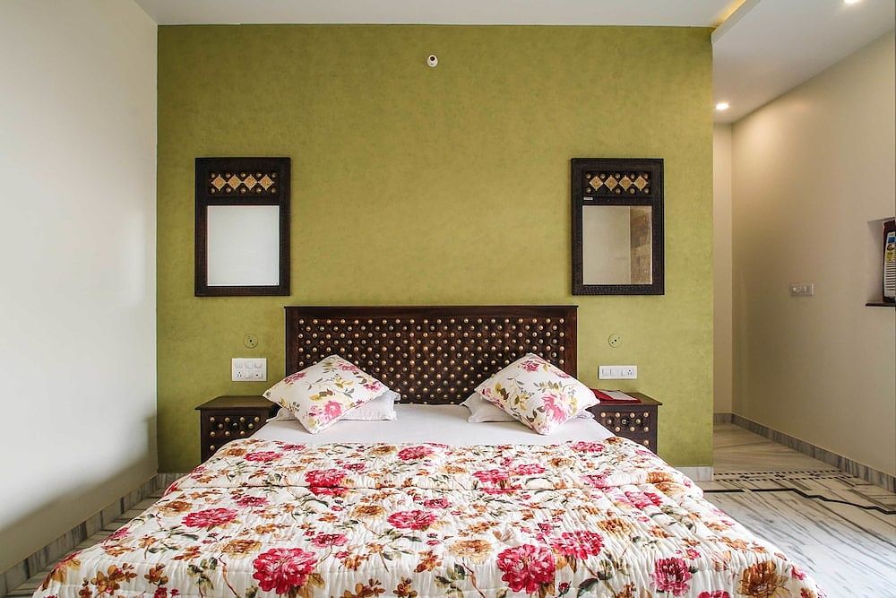 All Seasons Homestay Super Deluxe Double Room 19