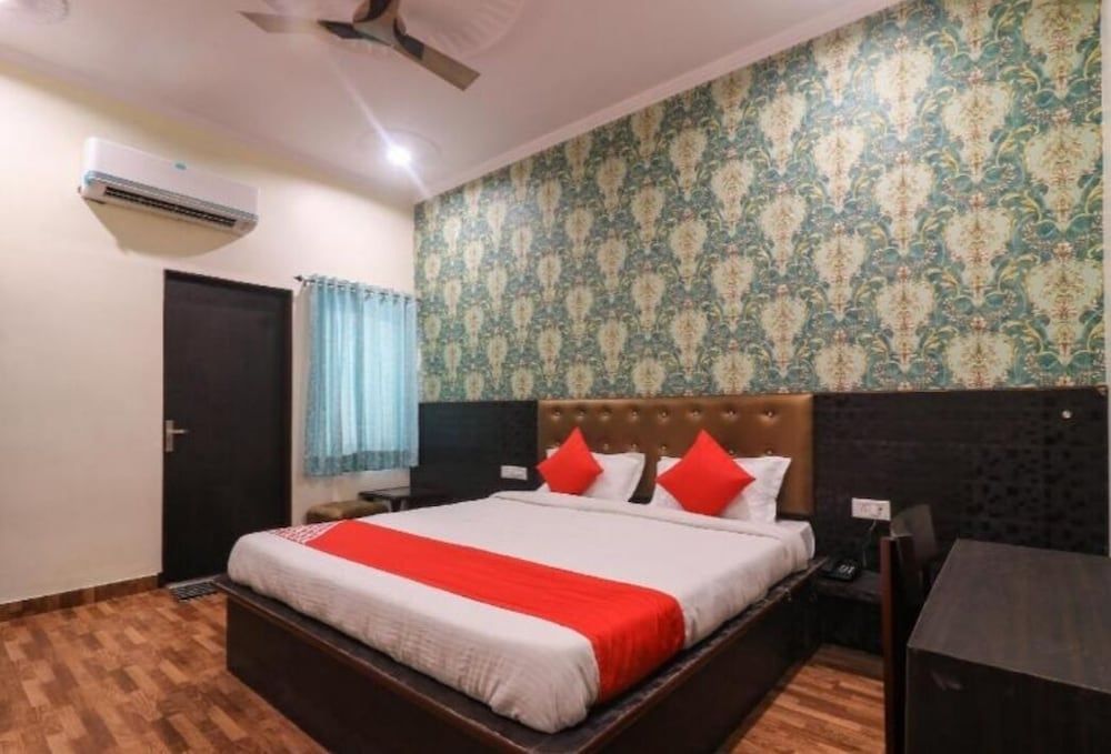 undefined Hotel Aryan Vilas 9