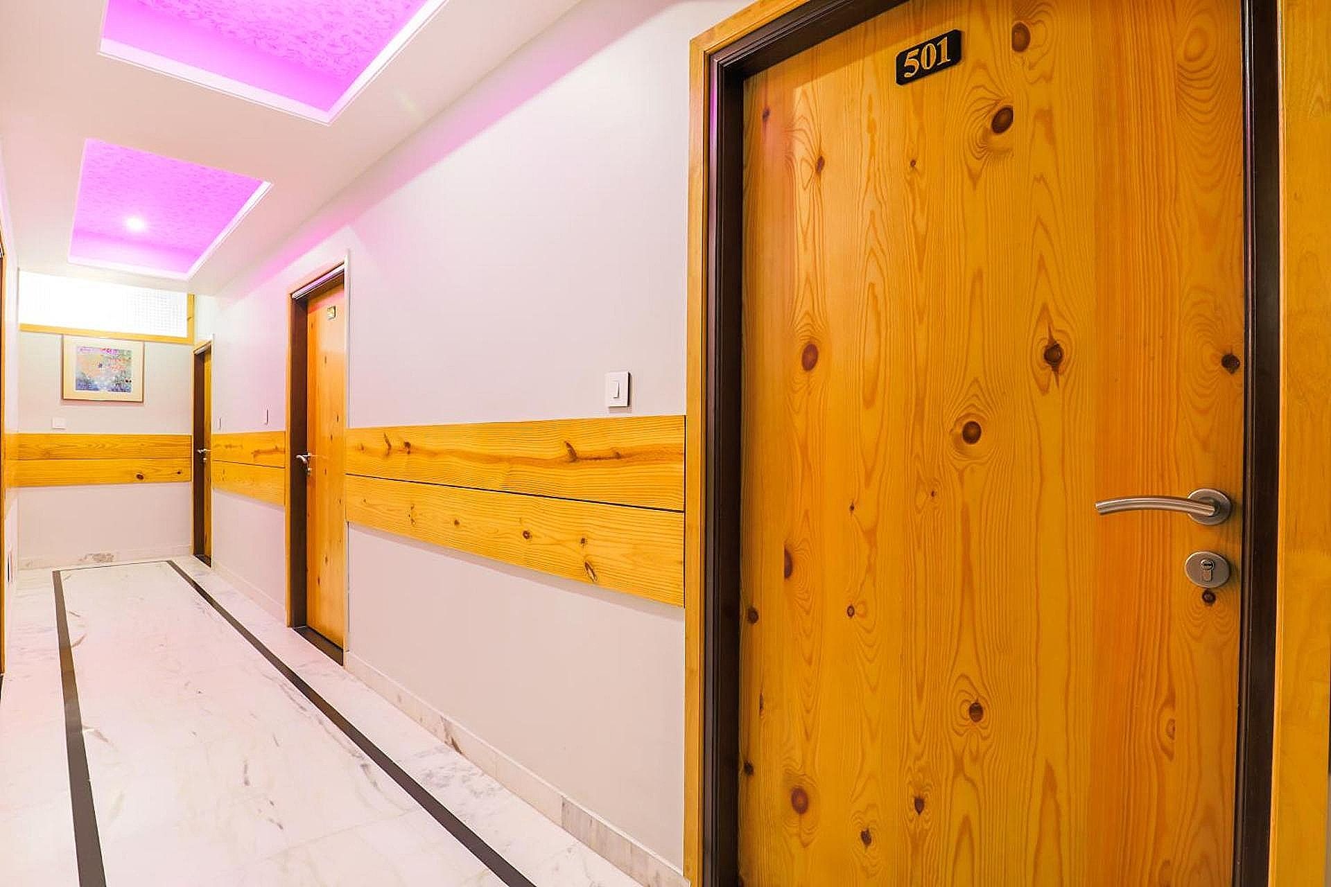 FabHotel The Lodge Deluxe Room 14