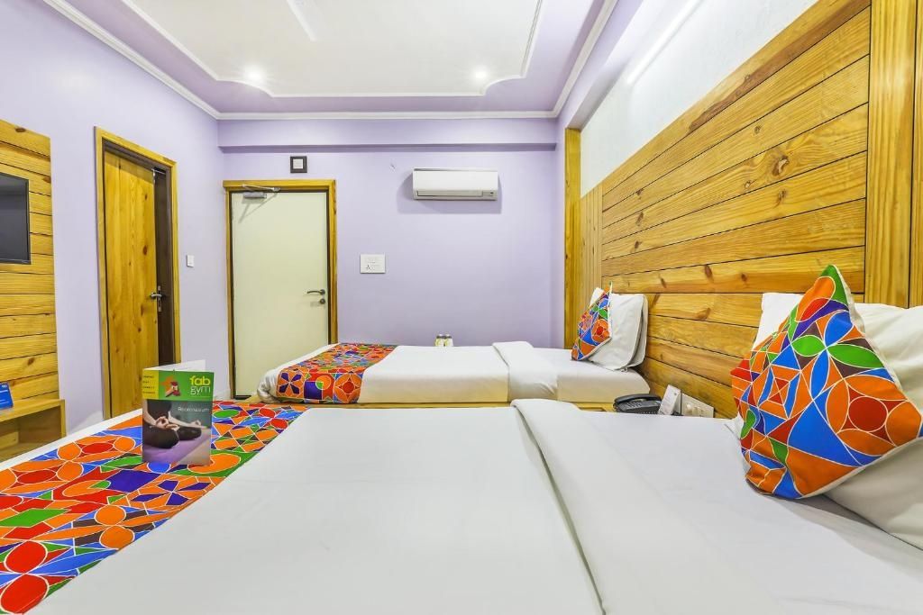 FabHotel The Lodge Deluxe Room 10