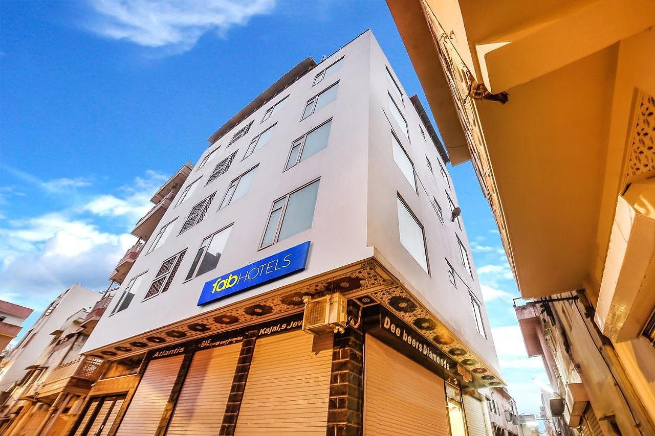 undefined FabHotel The Lodge 4