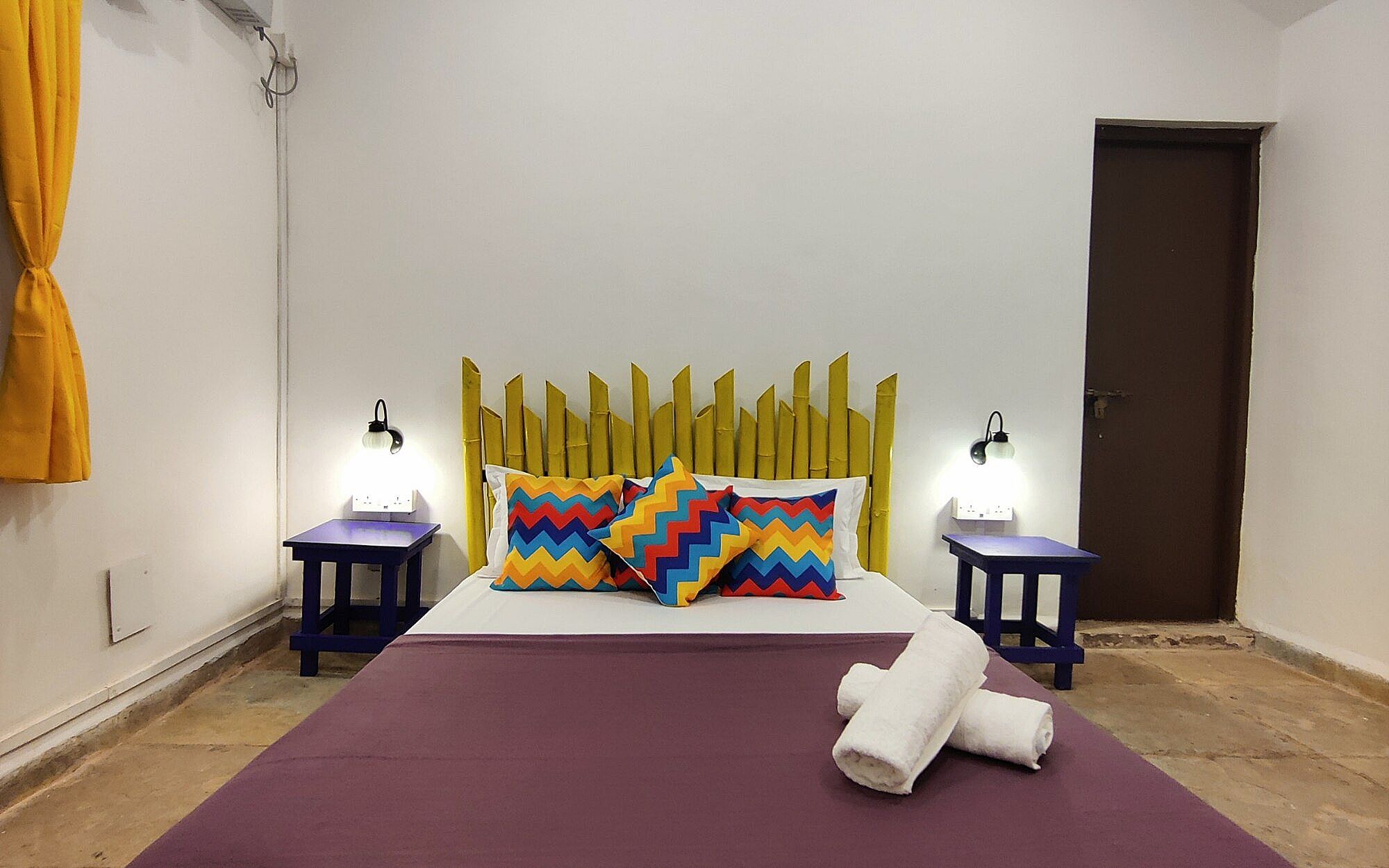 goSTOPS Lite Goa, Calangute Deluxe Private A/C Room with Ensuite Bathroom 2