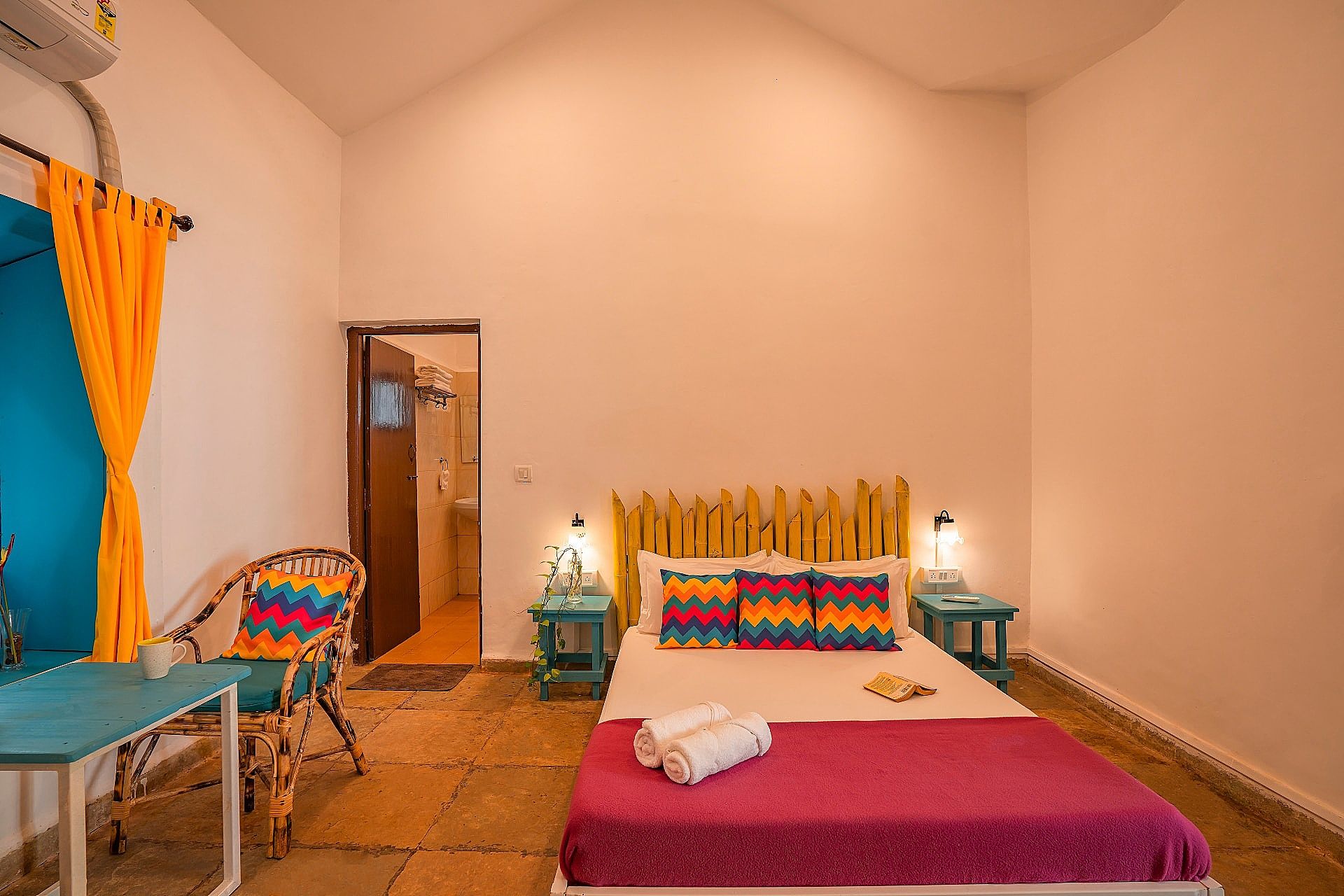 goSTOPS Lite Goa, Calangute Deluxe Private A/C Room with Ensuite Bathroom 3