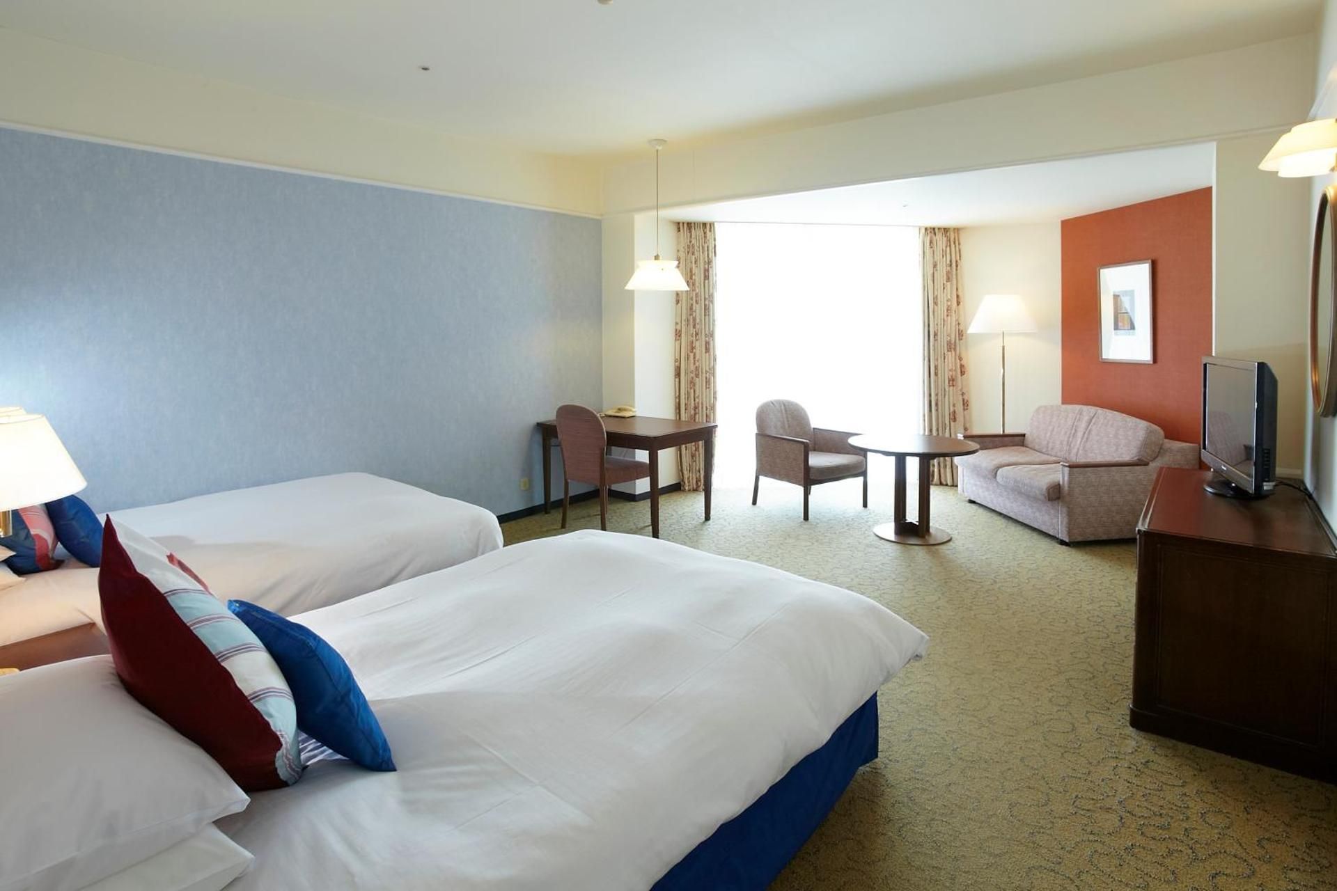 South Building South Resort Floor Twin Room