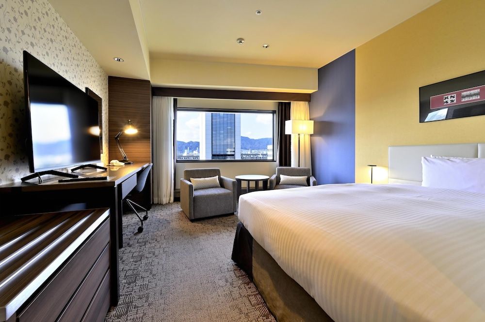 Kobe Portopia Hotel Semi Double Room, Non Smoking (Main Building) 2