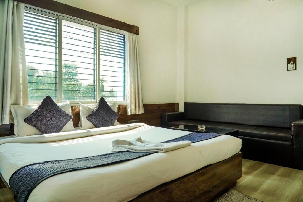 Hotel Heritage Super Deluxe Room 6