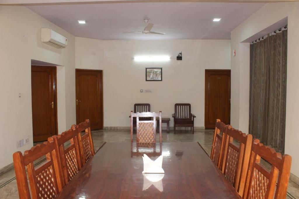 undefined HOTEL SUKHVILAS 4