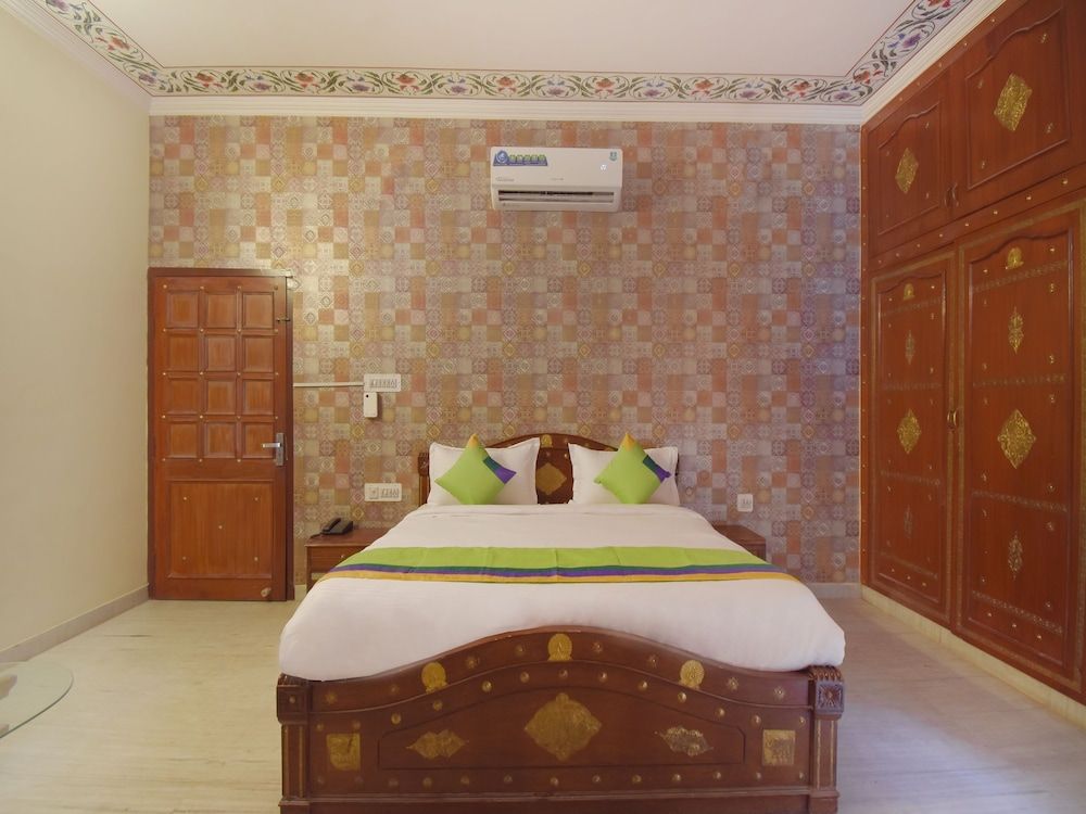 Treebo Trend Hotel Sandhya Shree Standard Room 2