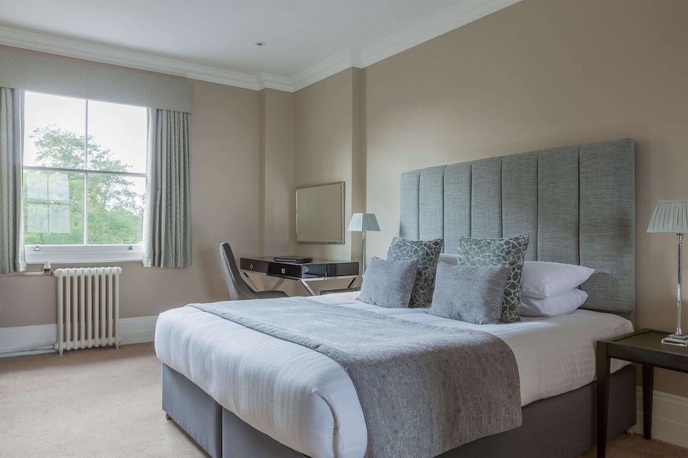 Oatlands Park Hotel Executive Room, 1 King Bed 2