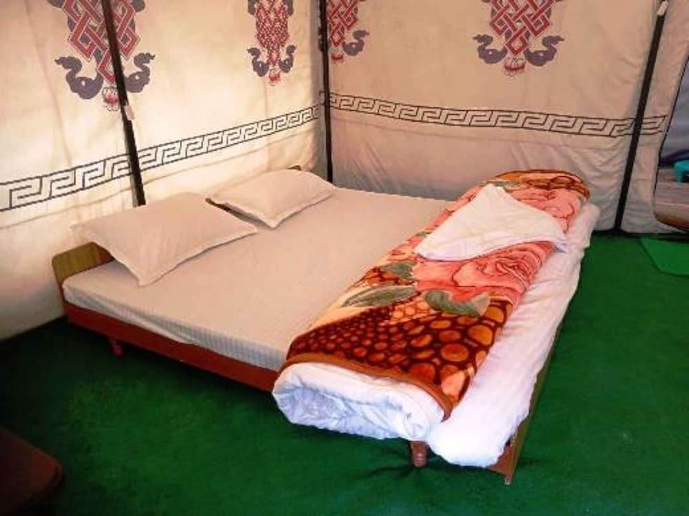 Deluxe Tent