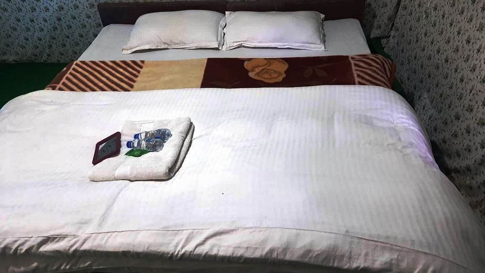 Deluxe Tent