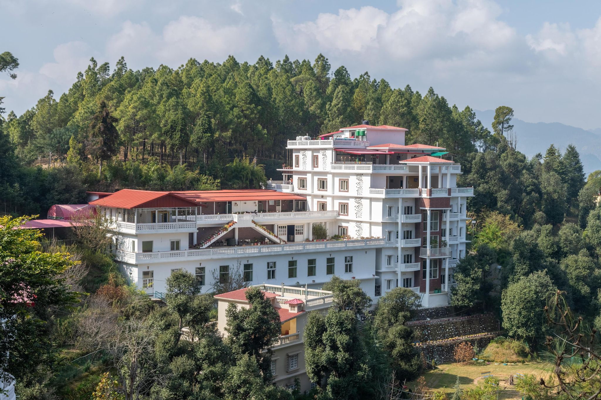 Tehri Club and Resorts