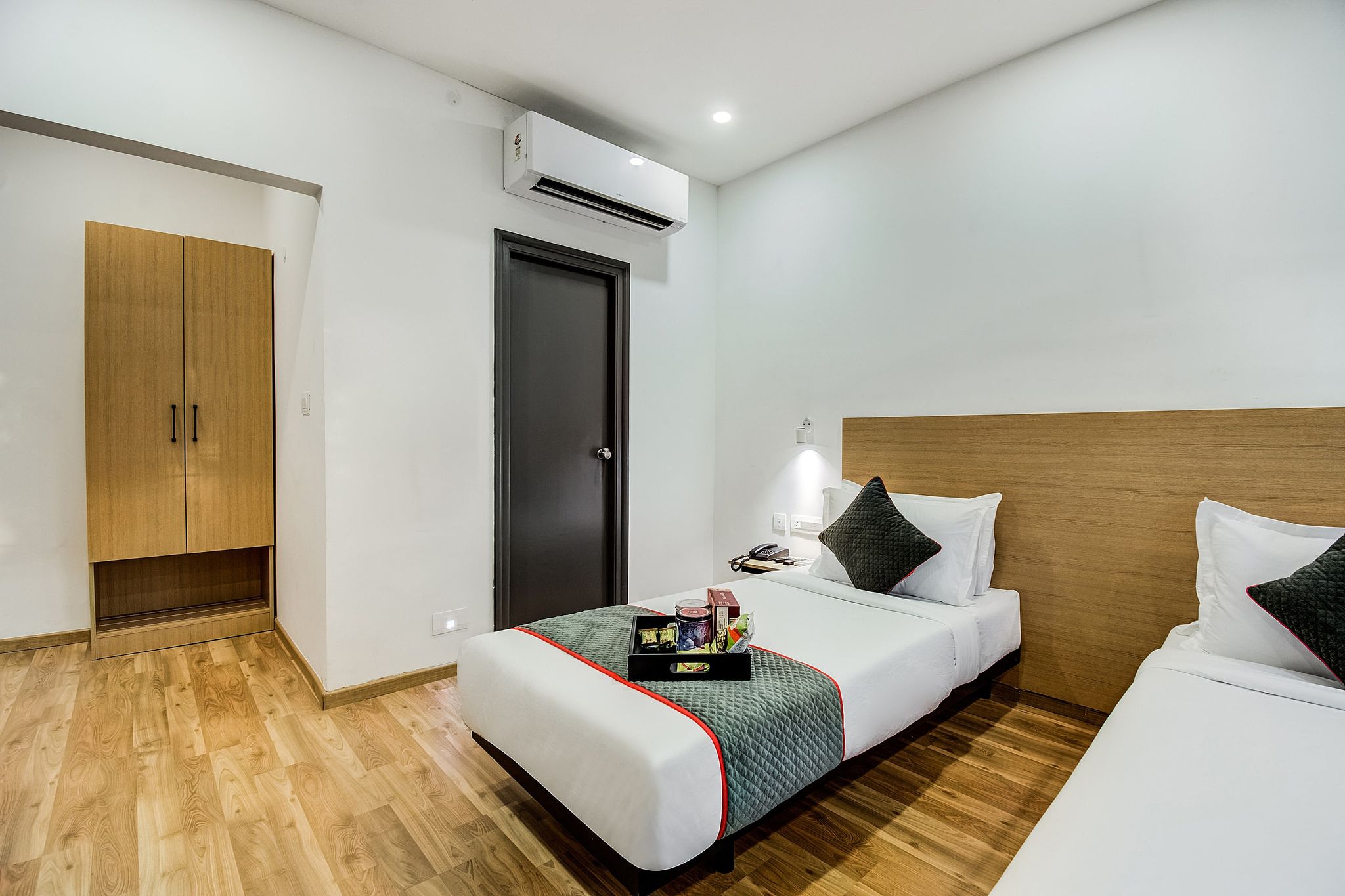 Super Townhouse RR Nagar Classic Room 14