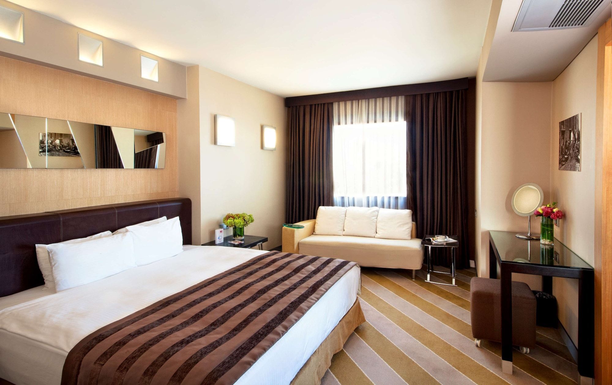 undefined Point Hotel Taksim 10