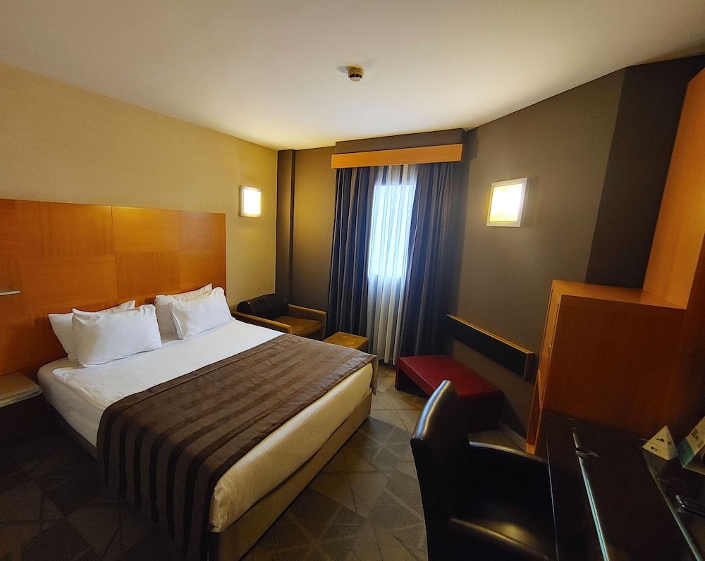 Point Hotel Taksim Standard Double or Twin Room 2