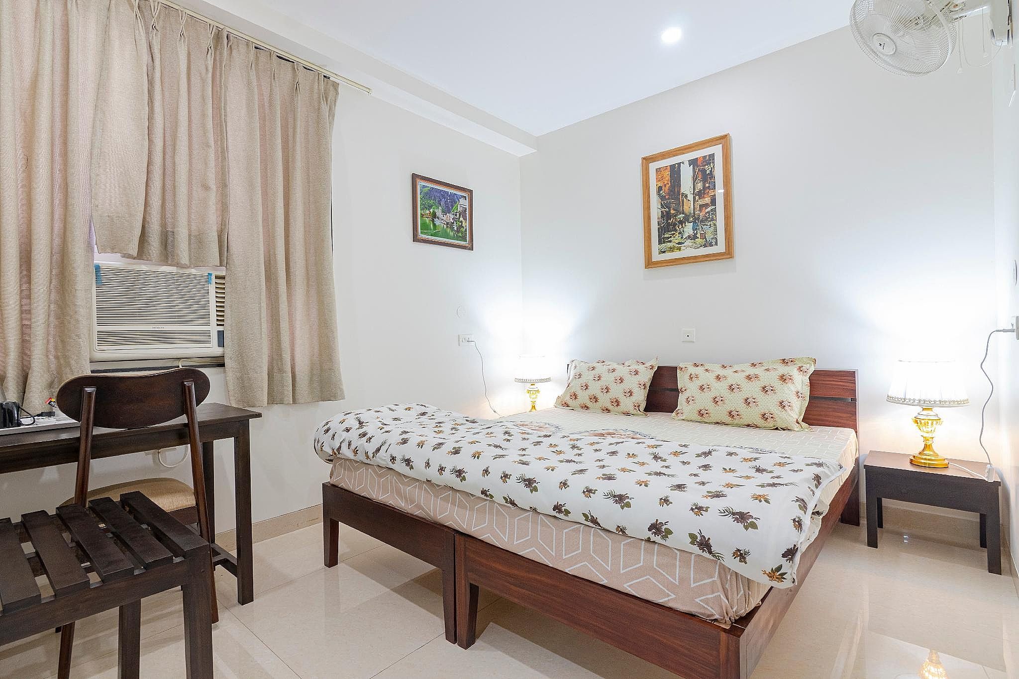 Double Room Private Bathroom