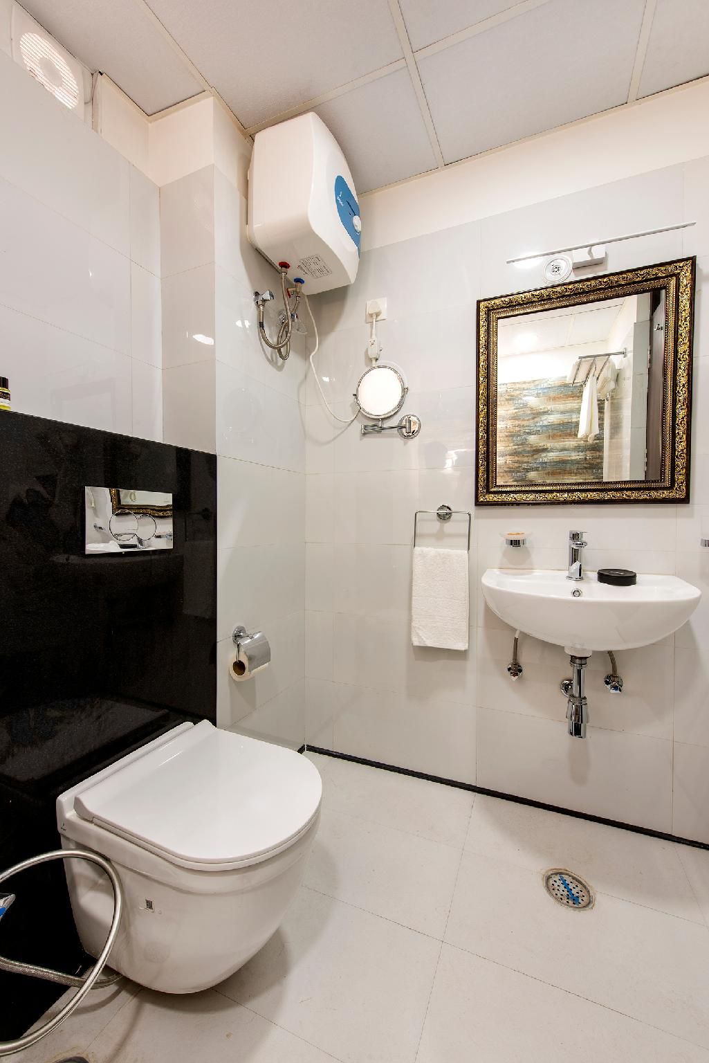 Double Room Private Bathroom