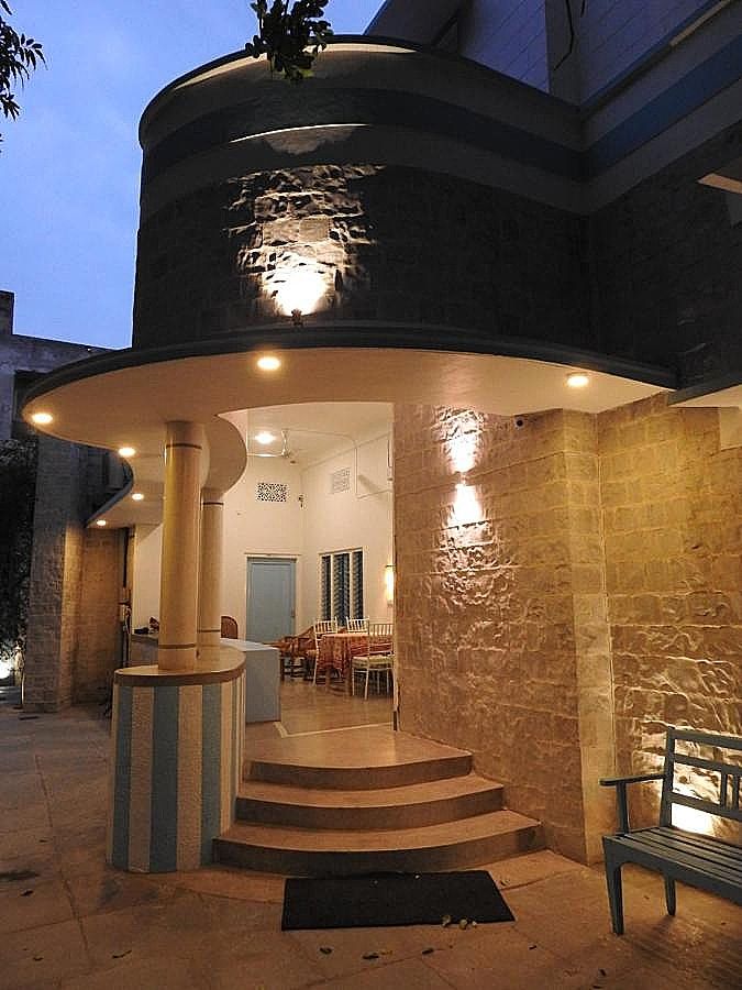 Hotel Exterior