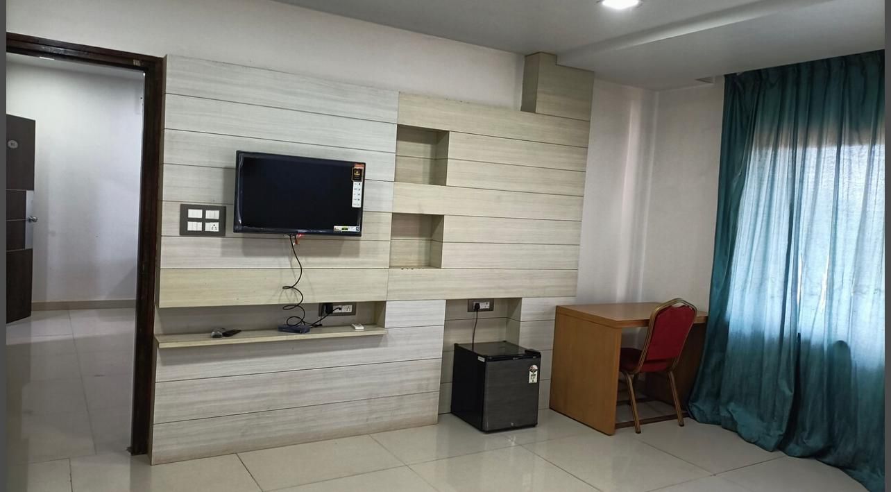 Deluxe Superior Suite