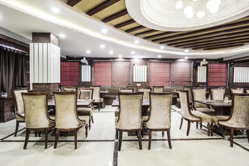 undefined FabHotel Anmol's Classic Napier Town 6