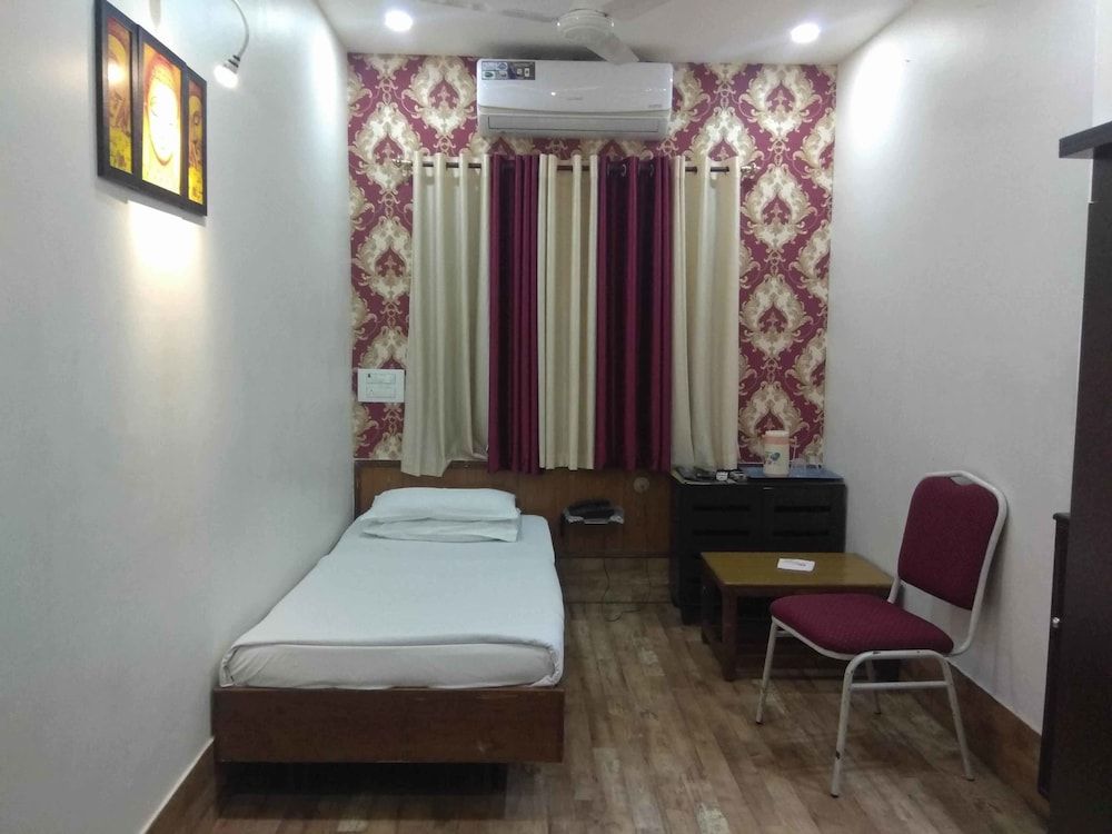 undefined Hotel Sapthagiri Balla 5