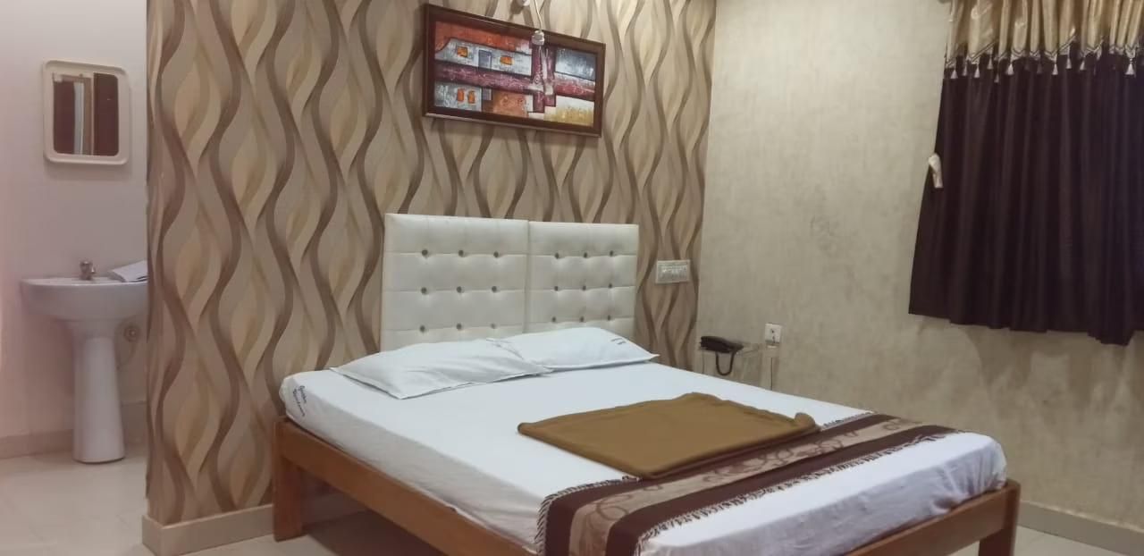 undefined i-ROOMZ Geetha Residency 8