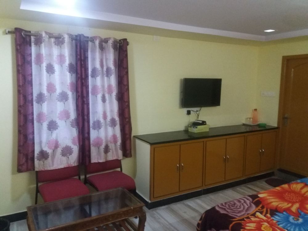 undefined Krishnagrandinn 8