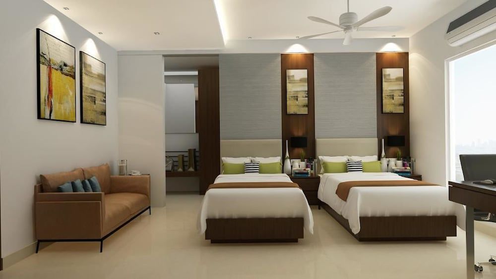undefined Royal Park Hotel 2