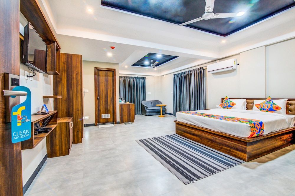 FabHotel Prime Abion Executive Room, 1 Queen Bed, Non Smoking 6