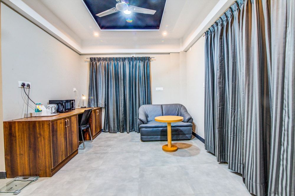 FabHotel Prime Abion Executive Room, 1 Queen Bed, Non Smoking 10