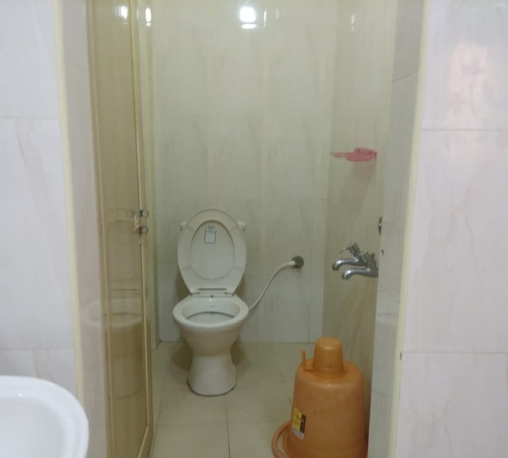 undefined iROOMZ GVK Residency 10